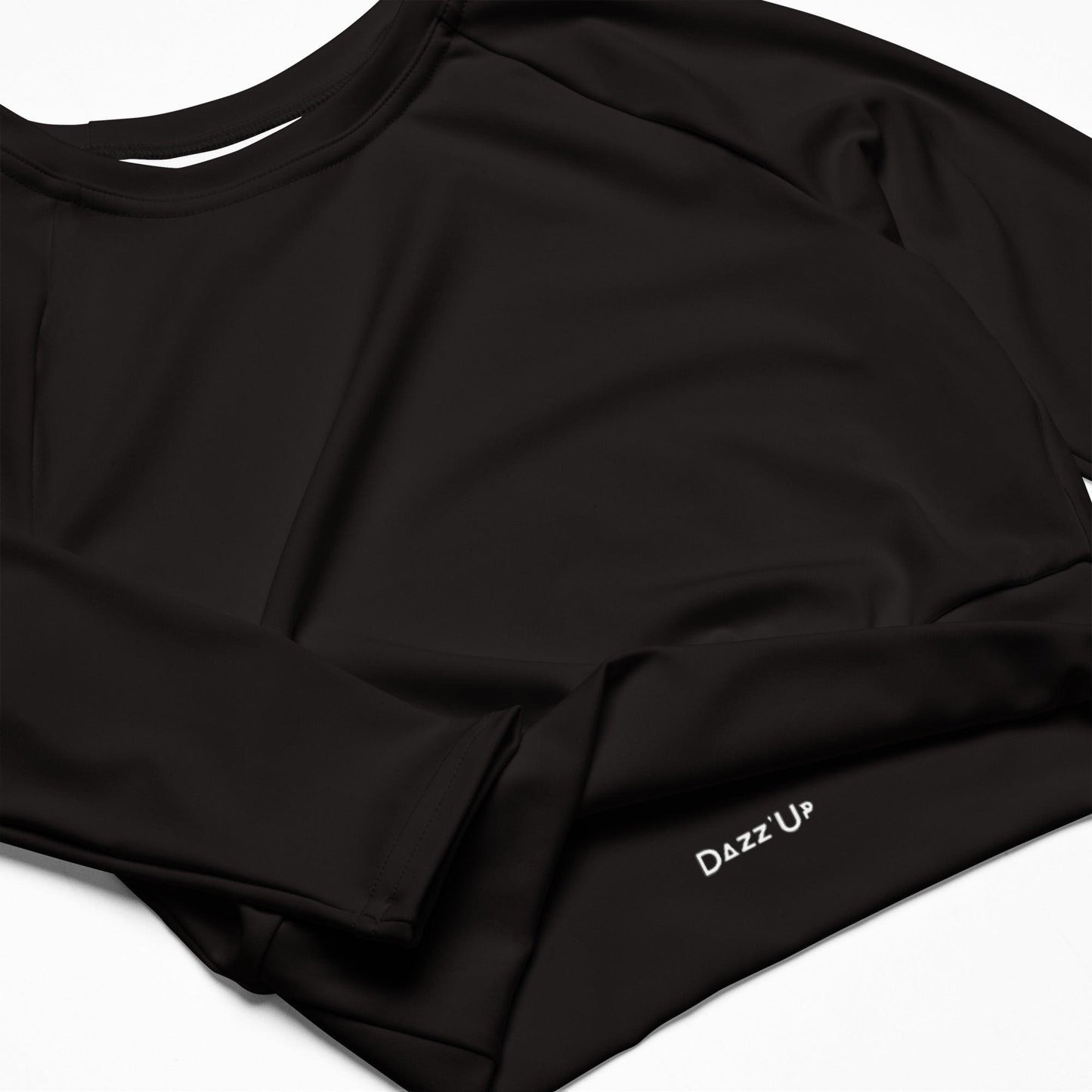 Sleek Long-Sleeve Crop Top for Activewear & Dancewear Black