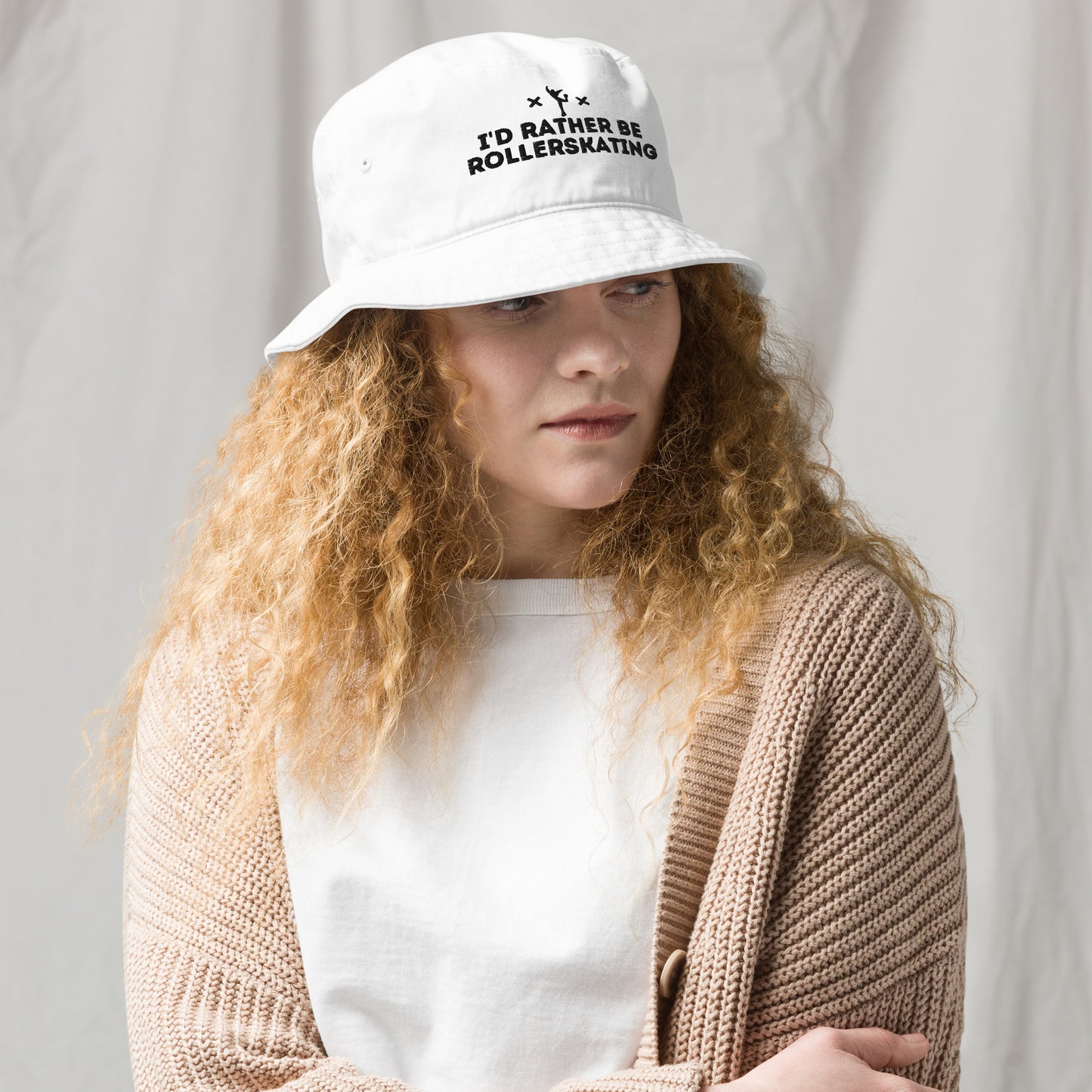 Dazz’Up Organic embroidered bucket hat | I’d rather be rollerskating Dazz'Up Store